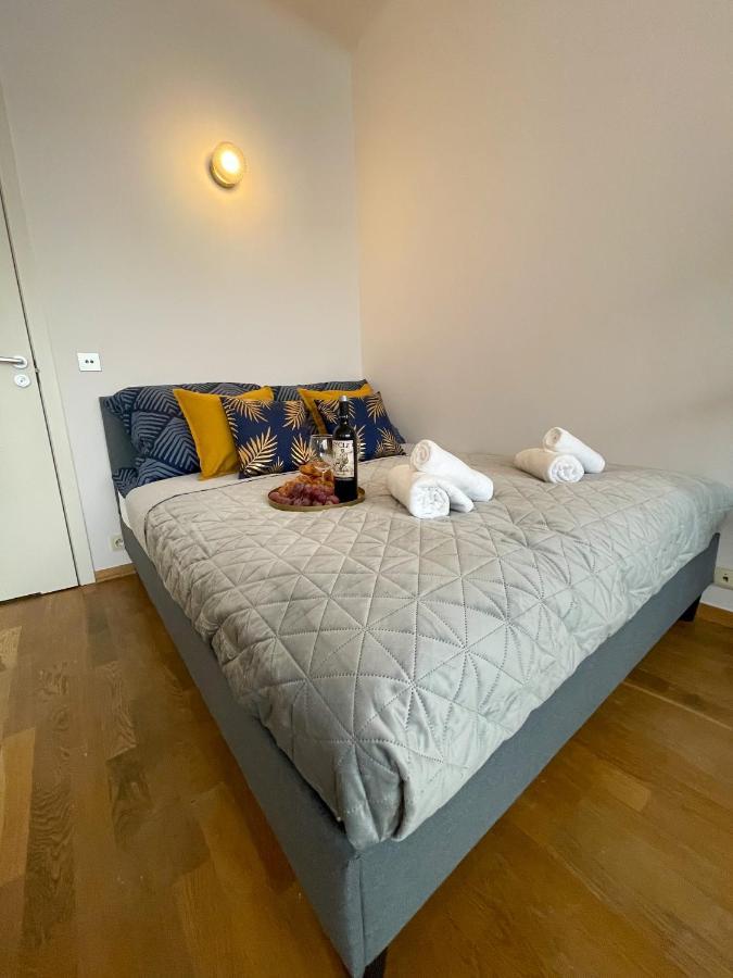 Wiejska 14 - 500M Od Sejmu Rzeczypospolitej - 450M Do Ambasady Usa - Smart Tv - Wifi - W Pelni Wyposazona Kuchnia วอร์ซอ ภายนอก รูปภาพ